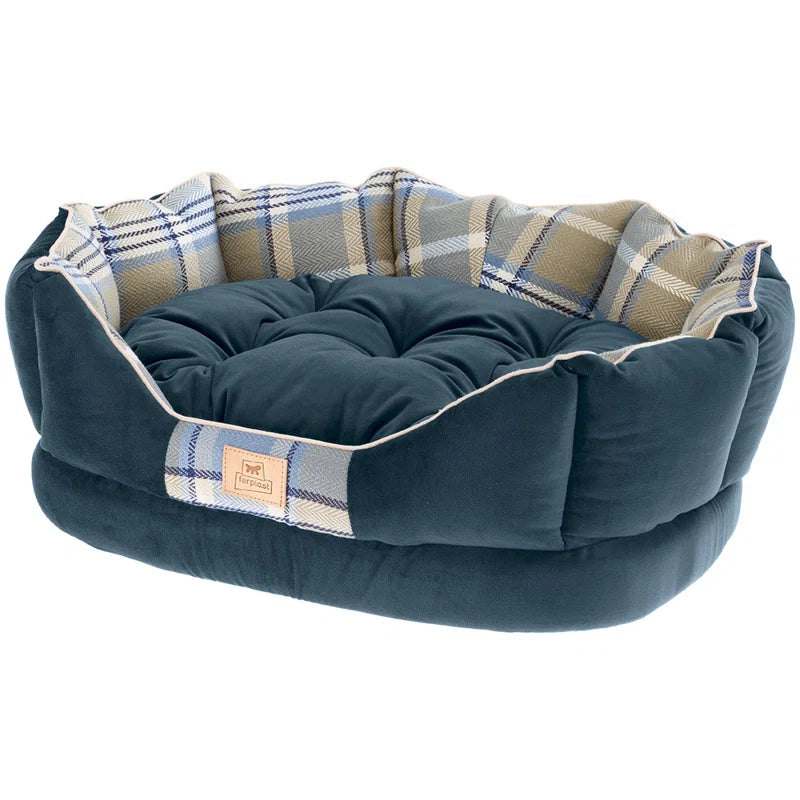 Velvet Bolster Pet Bed for Cats: A Luxurious Resting Spot